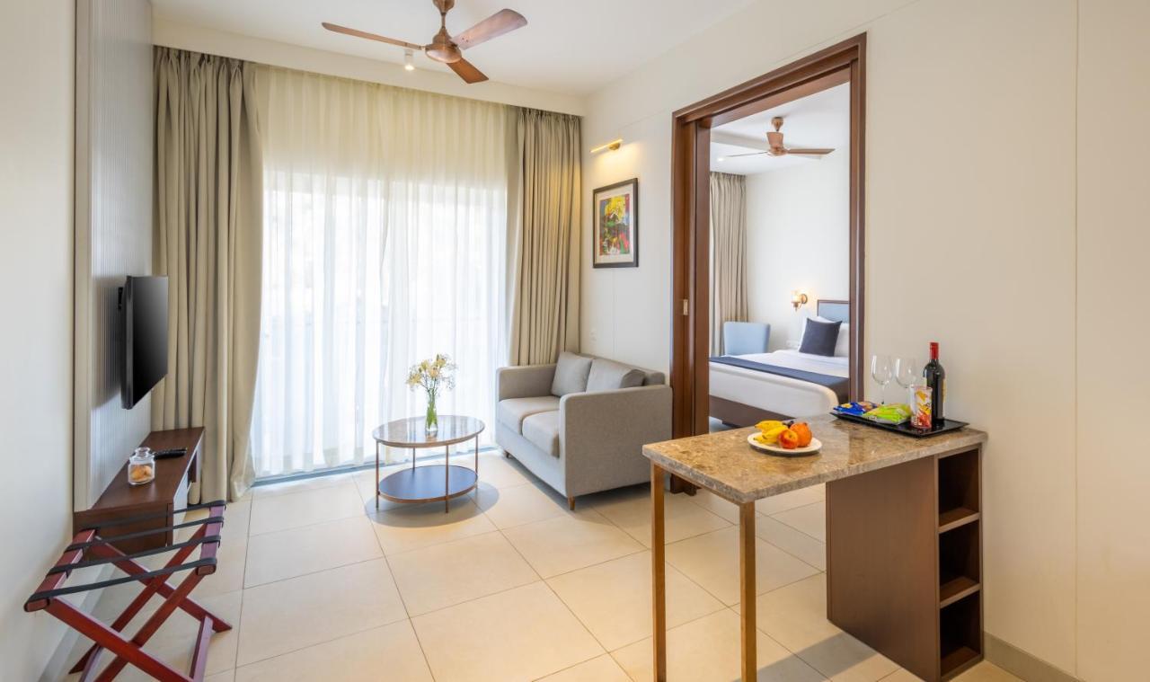 Artistry Suites Калангут Экстерьер фото