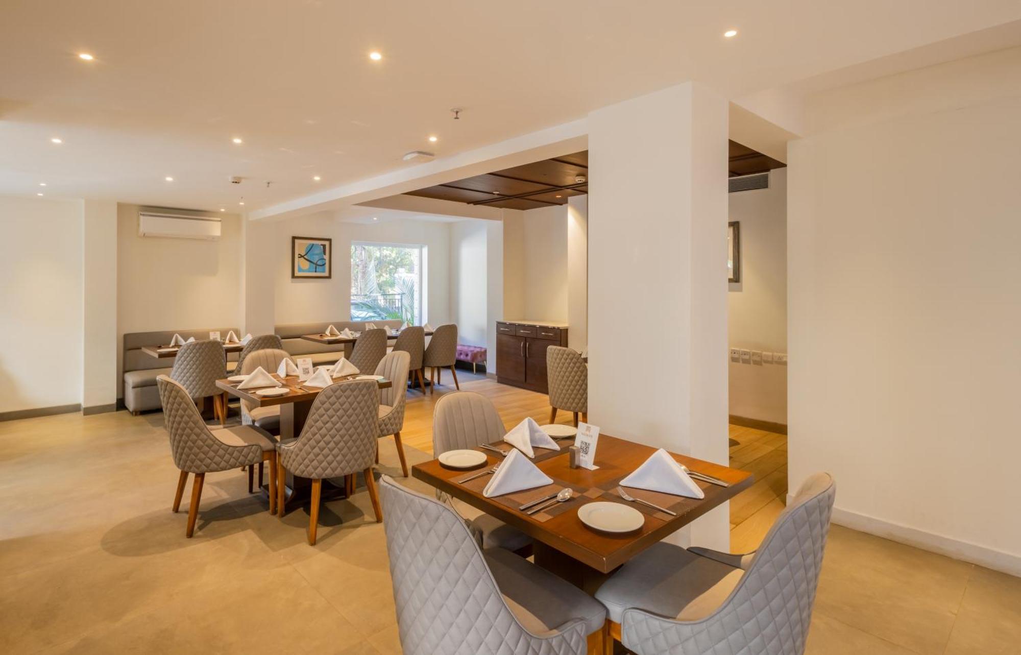 Artistry Suites Калангут Экстерьер фото